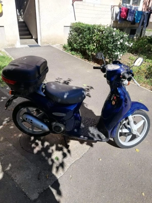 Vând scuter Aprilia Scarabeo  - imagine 3 Vând scuter Aprilia Scarabeo  - imagine 3