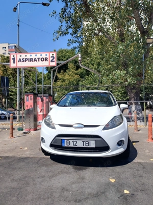de vinzare ford fiesta