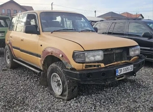 Dezmembrez Toyota HDJ80