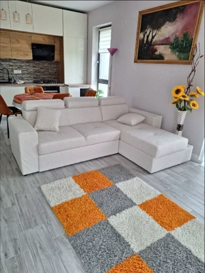 Vând apartament 2 camere   etaj retras   luminos și modern   Giroc