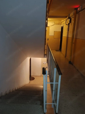 APARTAMENT 3 CAMERE,  ALUNISULUI, SECTOR 4, DE RENOVAT! - imagine 3 APARTAMENT 3 CAMERE,  ALUNISULUI, SECTOR 4, DE RENOVAT! - imagine 3