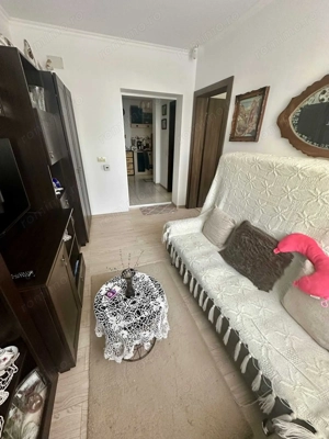 Apartament cu 2 camere Gradina la 2 minte de parc biserica Tosca - imagine 2