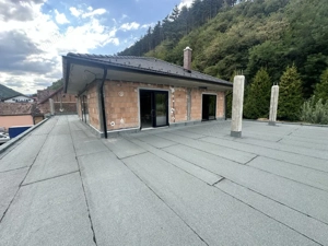 Casa de lux, cu vedere panoramica asupra muntilor, 2600mp teren Gura Raului - imagine 13