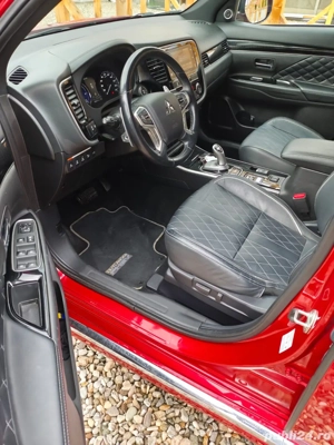 Mitsubishi Outlander Hybrid Diamant + 2.4 4WD - 2019 - imagine 8