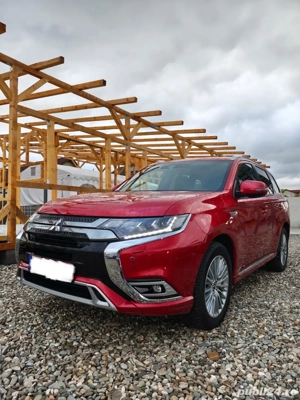 Mitsubishi Outlander Hybrid Diamant + 2.4 4WD - 2019