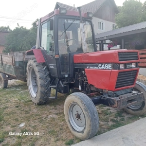 Vând tractor case international 745 xl