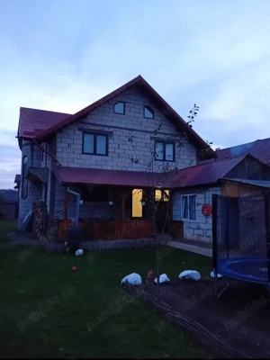 Casa tip vilă, aproape de Mănăstirea Bârsana  - imagine 8