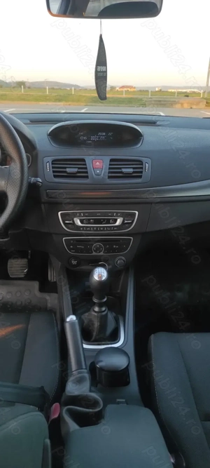 Vând Renault Megane 3 an 2012  1.4TCE - imagine 2