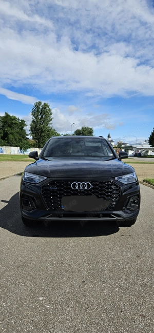 Se vinde Audi Q5 sportback Quatro S Line , Hybrid ,2  km,4.0 automat ,Diesel  - imagine 10 Se vinde Audi Q5 sportback Quatro S Line , Hybrid ,2  km,4.0 automat ,Diesel  - imagine 10
