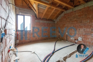 Vilă spațioasă cu vedere la pădure, la doar 15 minute de Bacău! - imagine 14