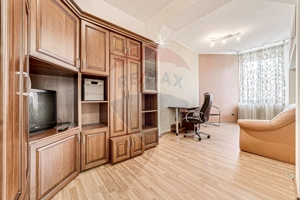 Apartament cu 3 camere de închiriat în zona Boul Rosu - imagine 10