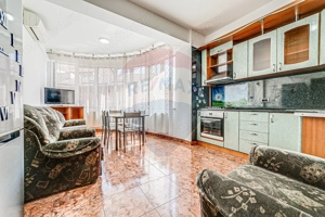 Apartament cu 3 camere de închiriat în zona Boul Rosu - imagine 11