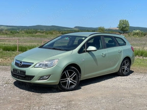 Opel Astra j