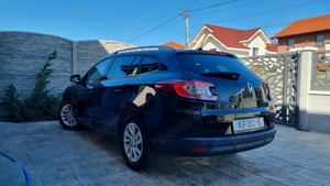 Renault-Megane-Bose-1.5 dci-Euro 5-Led-6+1 viteze - imagine 4 Renault-Megane-Bose-1.5 dci-Euro 5-Led-6+1 viteze - imagine 4