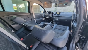 Renault-Megane-Bose-1.5 dci-Euro 5-Led-6+1 viteze - imagine 8 Renault-Megane-Bose-1.5 dci-Euro 5-Led-6+1 viteze - imagine 8