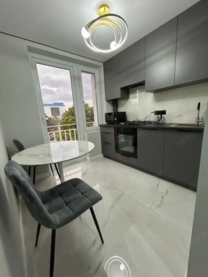 Ofer spre inchiriere garsoniera in zona drumul taberei, - imagine 3