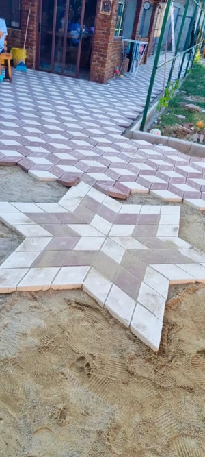 Vând montez pavaj 3d 4 5 antiderapant rezistenta 8t 