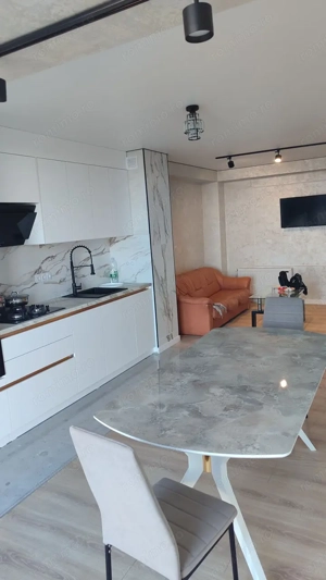 Se ofera spre inchiriere garsoniera in zona Victoriei - imagine 2