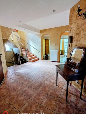 Proprietar vand vila d+p+e+m cu o suprafata generoasa de 540 mp construiti, teren amplu de 950 mp - imagine 3