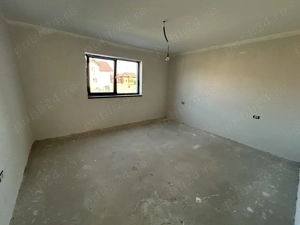 Vand vila noua in Fantanele,cartier nou,la nivel, st.310 mp., supraf.construita 100 mp. 3 camere. - imagine 9