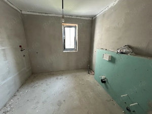 Vand vila noua in Fantanele,cartier nou,la nivel, st.310 mp., supraf.construita 100 mp. 3 camere. - imagine 8