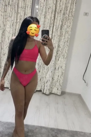 Sexi slim nouă în oraș  - imagine 3