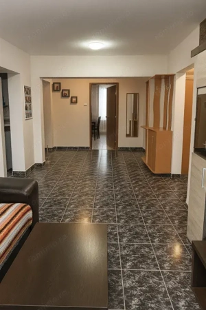 Apartament 4 camere Craiter - imagine 2