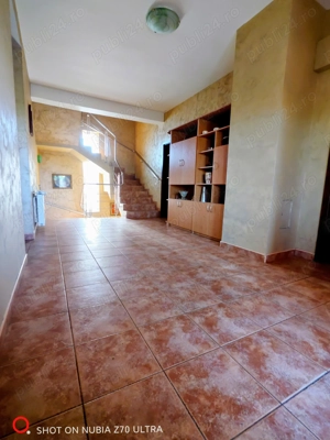 Proprietar vand vila d+p+e+m cu o suprafata generoasa de 540 mp construiti, teren amplu de 950 mp - imagine 12