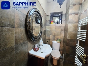 Vilă de lux Otopeni, pentru colecționari, înconjurată de brazi și artă - imagine 9