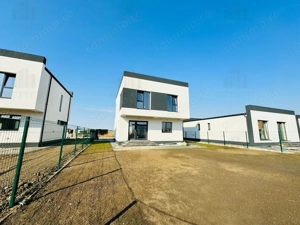Casă Individuală   Ansamblu Nou 4 Camere - 3 Băi - Teren 454 mp  - imagine 6