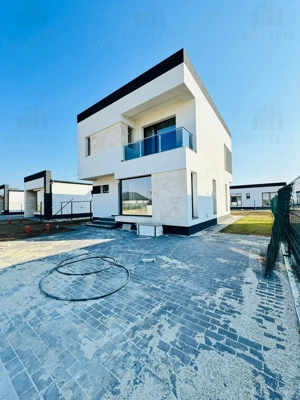 Casă Individuală   Ansamblu Nou 4 Camere - 3 Băi - Teren 454 mp  - imagine 7