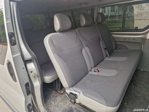 Vând Opel Vivaro 8+1 locuri  - imagine 3