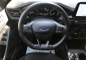 Ford Focus 1.5 Ecoboost ST-Line - imagine 17