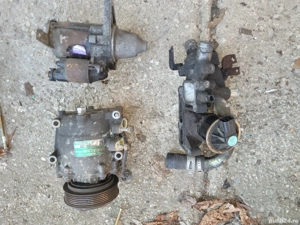 Dezmembrez honda civic 1.6 ep2