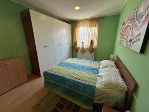 Vand vila Simand,jud.Arad, 1.800 mp, moderna,toate utilitati(incl.gaz),an constr.2010 - imagine 12