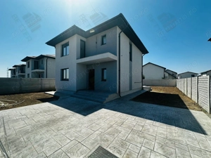 Casă de vânzare în Comuna Berceni   450 mp teren