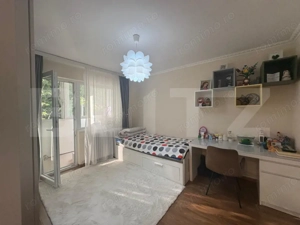 Apartament cu 3 camere si 2 bai, in zona Parang