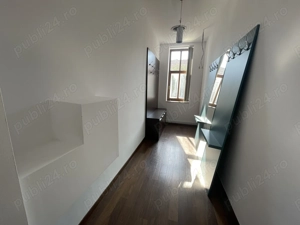 Etaj 1, 5 camere, 200 mp utili, 3 Ap. in cladire, 3 locuri parcare, Central - Piata 700 - imagine 10