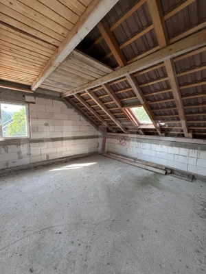 Casă cu potențial deosebit, 172 m² utili, teren 500 m², sat Buza - imagine 6