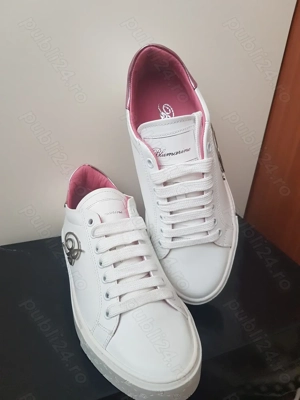 Vând adidasi Blumarine Italia