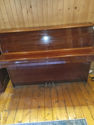 vand pianina Yamaha