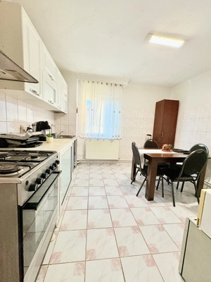 Apartament 3 camere, 2 băi, zona Libertății