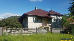 Casa traditionala de vanzare, Tulghes, Harghita - imagine 19