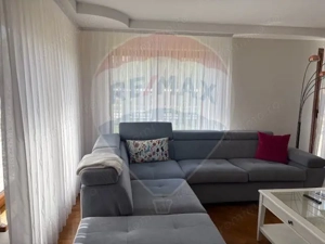 Casă / Vilă cu 5 camere de vânzare - imagine 12