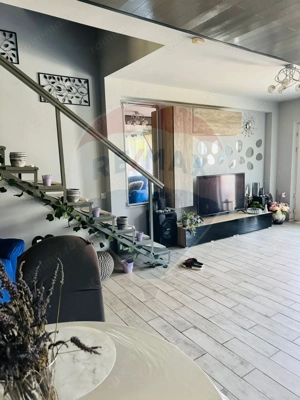 Casă / Vilă cu 8 camere de vânzare în zona Vest - imagine 5