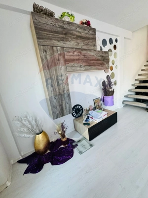 Casă / Vilă cu 8 camere de vânzare în zona Vest - imagine 11