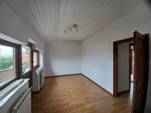 Casa insiruita, 2 dormitoare, garaj, Sanmartin. 120 000 E. Comision 0. - imagine 10