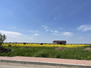 Teren Paulesti PH, 2.200 mp cu cabană și utilități aproape   zonă liniștită