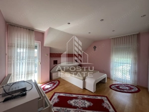 Vila individuală deosebită cu piscina încălzită - imagine 8 Vila individuală deosebită cu piscina încălzită - imagine 8