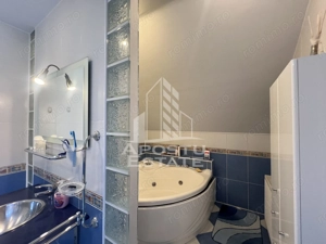 Vila individuală deosebită cu piscina încălzită - imagine 10 Vila individuală deosebită cu piscina încălzită - imagine 10